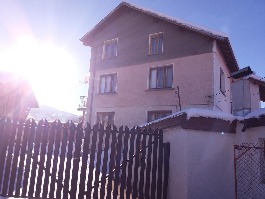 Guest House Ahp Mala Tsurkva Екстер'єр фото