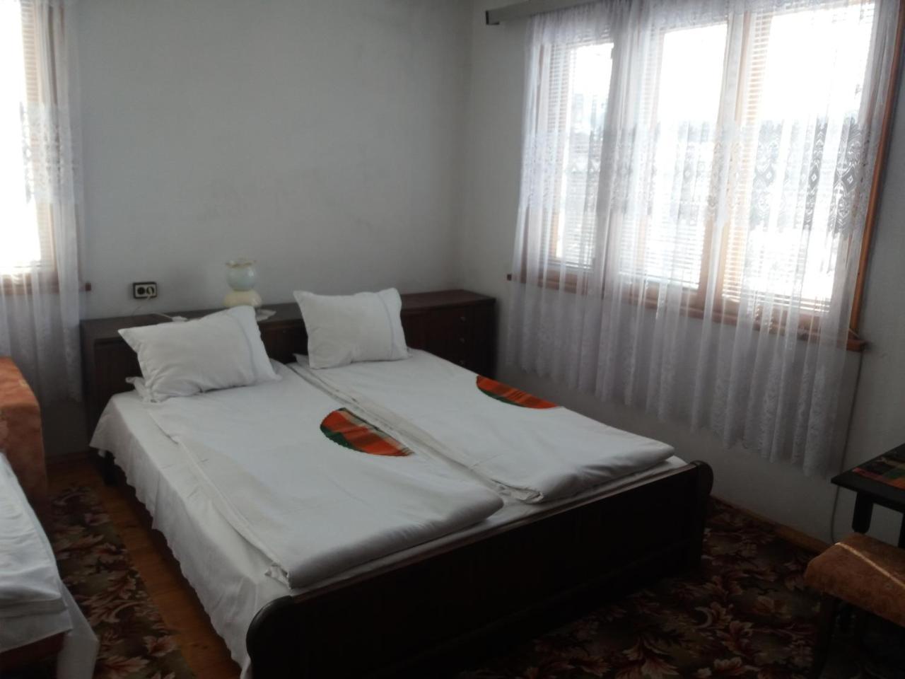 Guest House Ahp Mala Tsurkva Екстер'єр фото